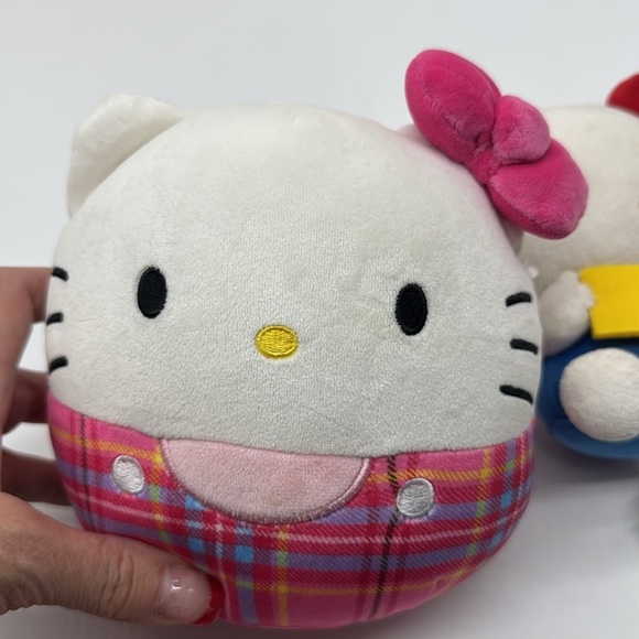 Hello Kitty Squish Mallow and Small cat reading book = Lot of 2 - Picture 2 of 11